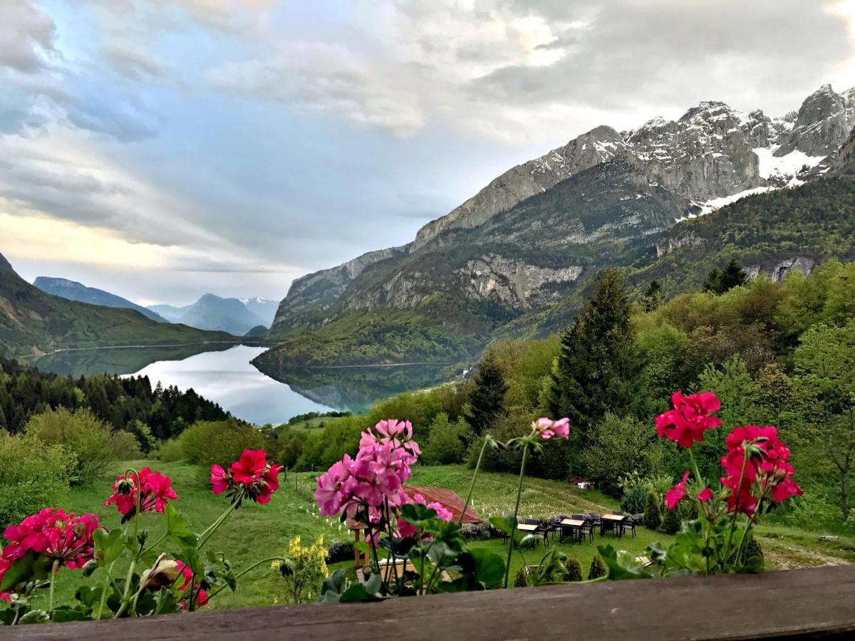 Agriturismo Ai Castioni Molveno Luaran gambar