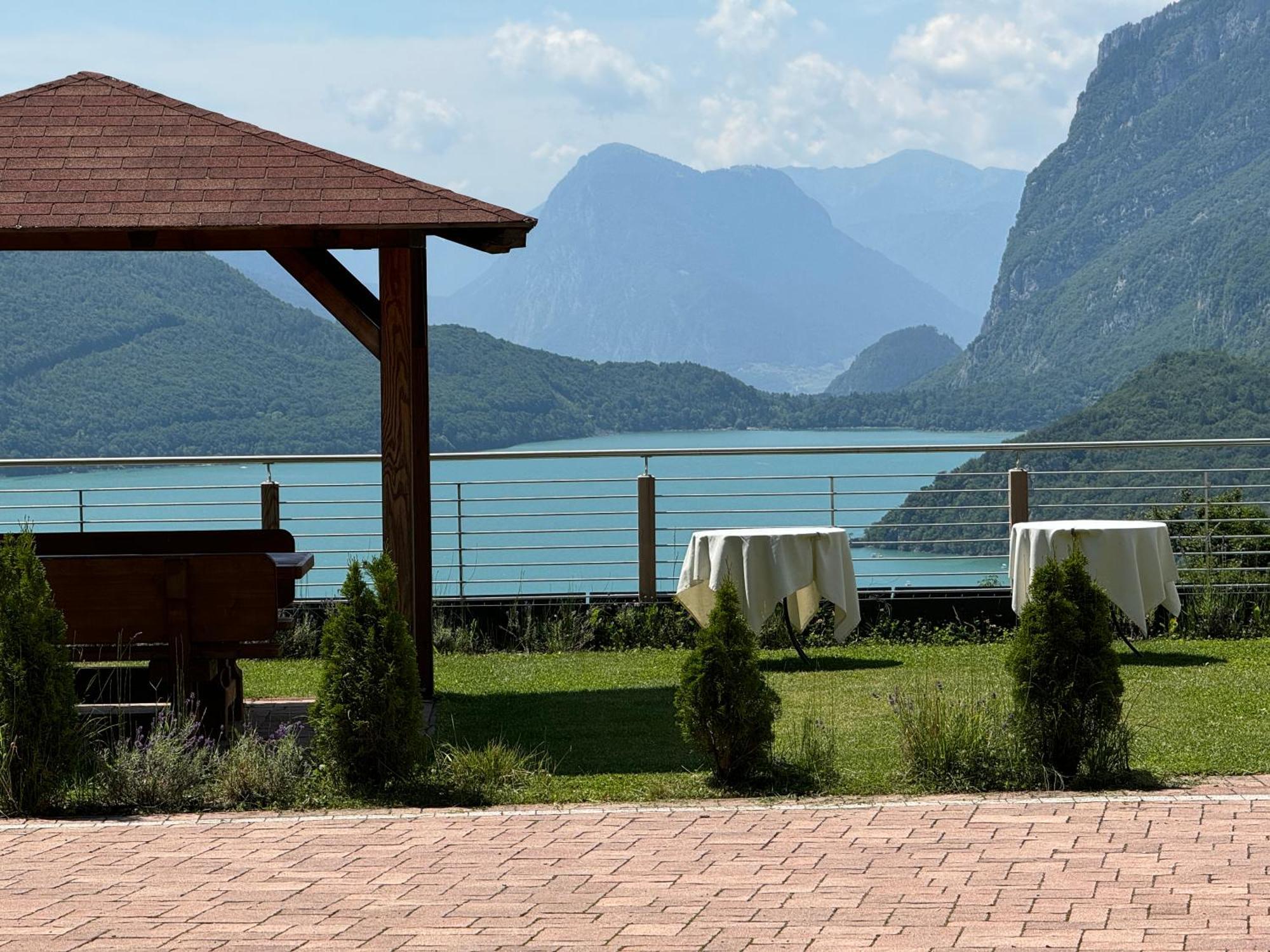 Agriturismo Ai Castioni Molveno Luaran gambar