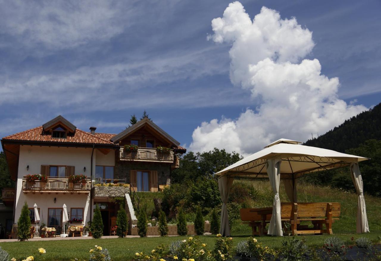 Agriturismo Ai Castioni Molveno Luaran gambar